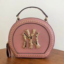 Load image into Gallery viewer, Luxury NY Purses
